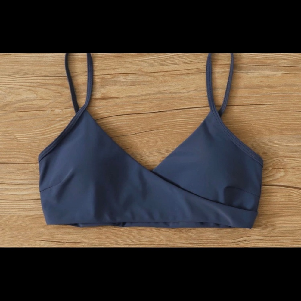 SHEIN Blue Adjustable Strap Bikini Top